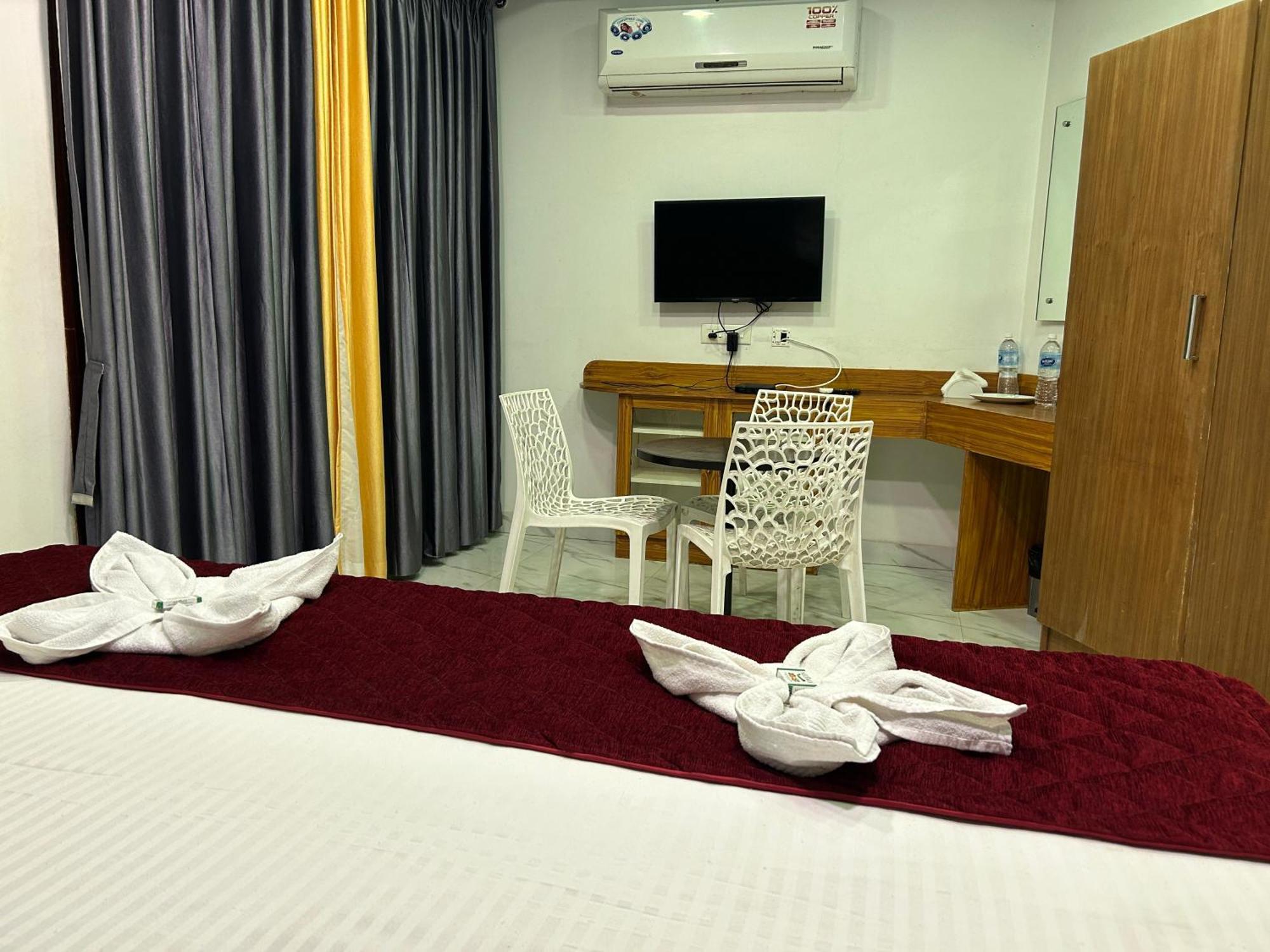 The Elite Beachview Pondicherry Exterior photo