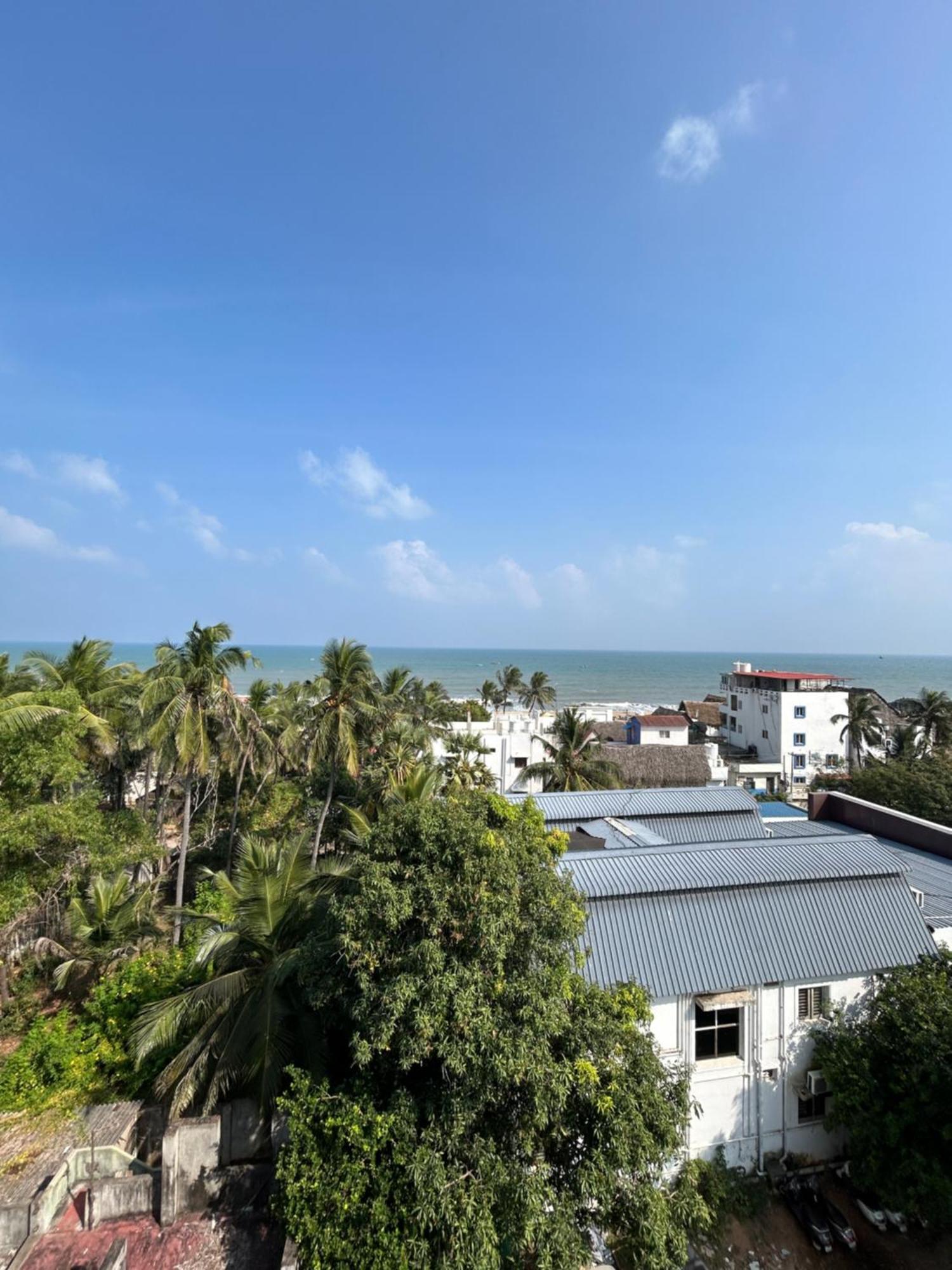 The Elite Beachview Pondicherry Exterior photo