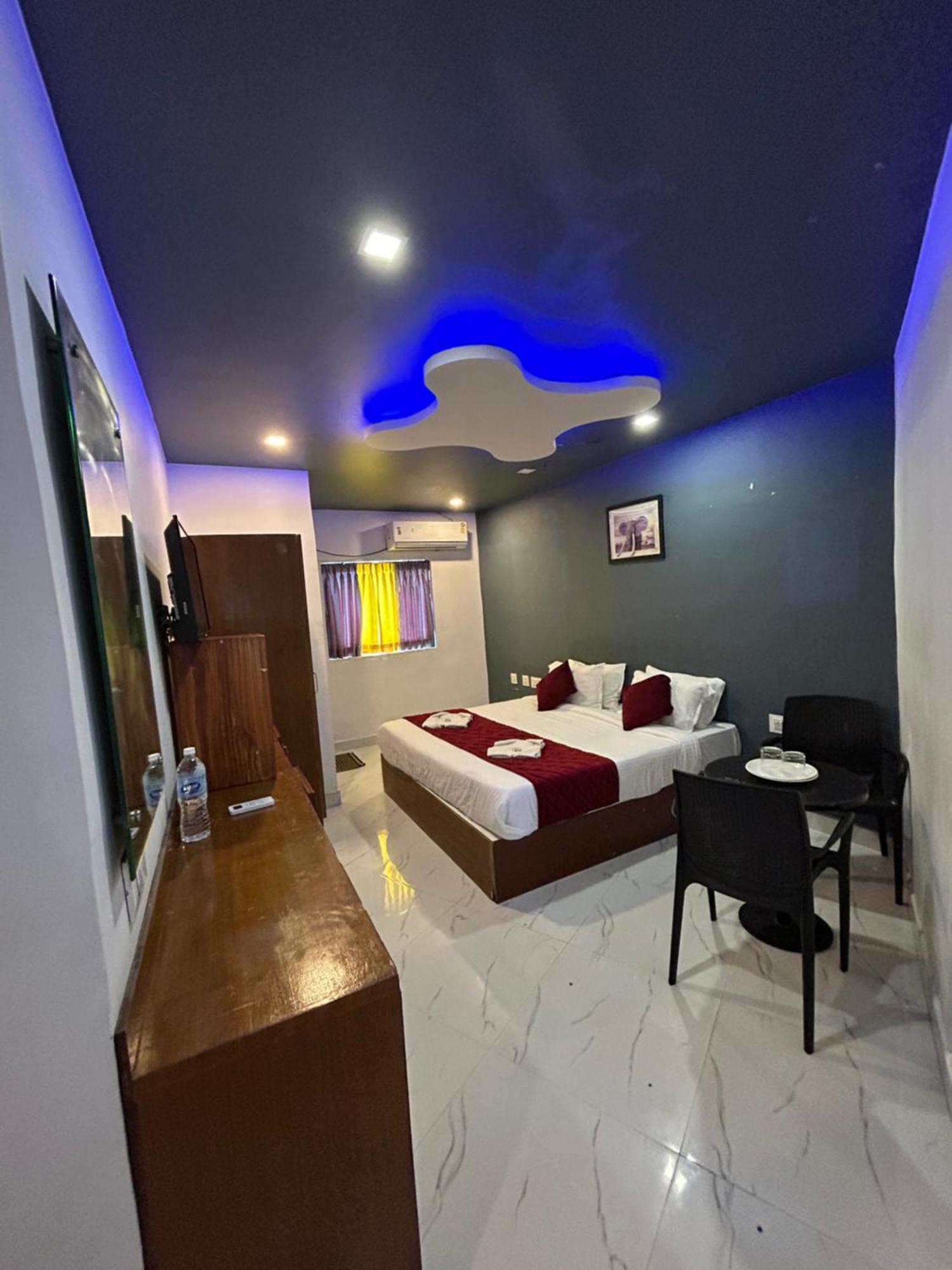 The Elite Beachview Pondicherry Exterior photo