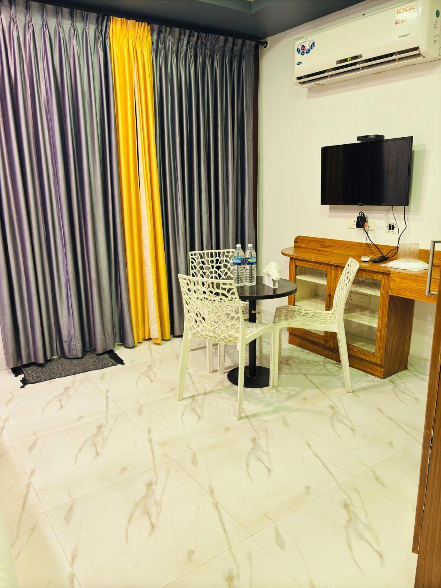 The Elite Beachview Pondicherry Exterior photo