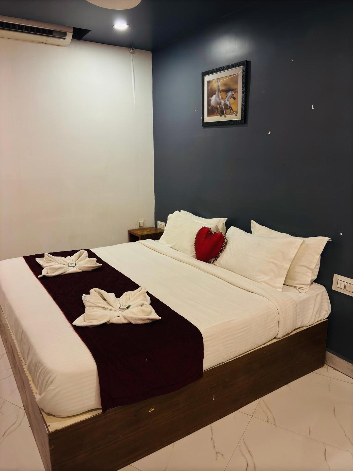 The Elite Beachview Pondicherry Exterior photo