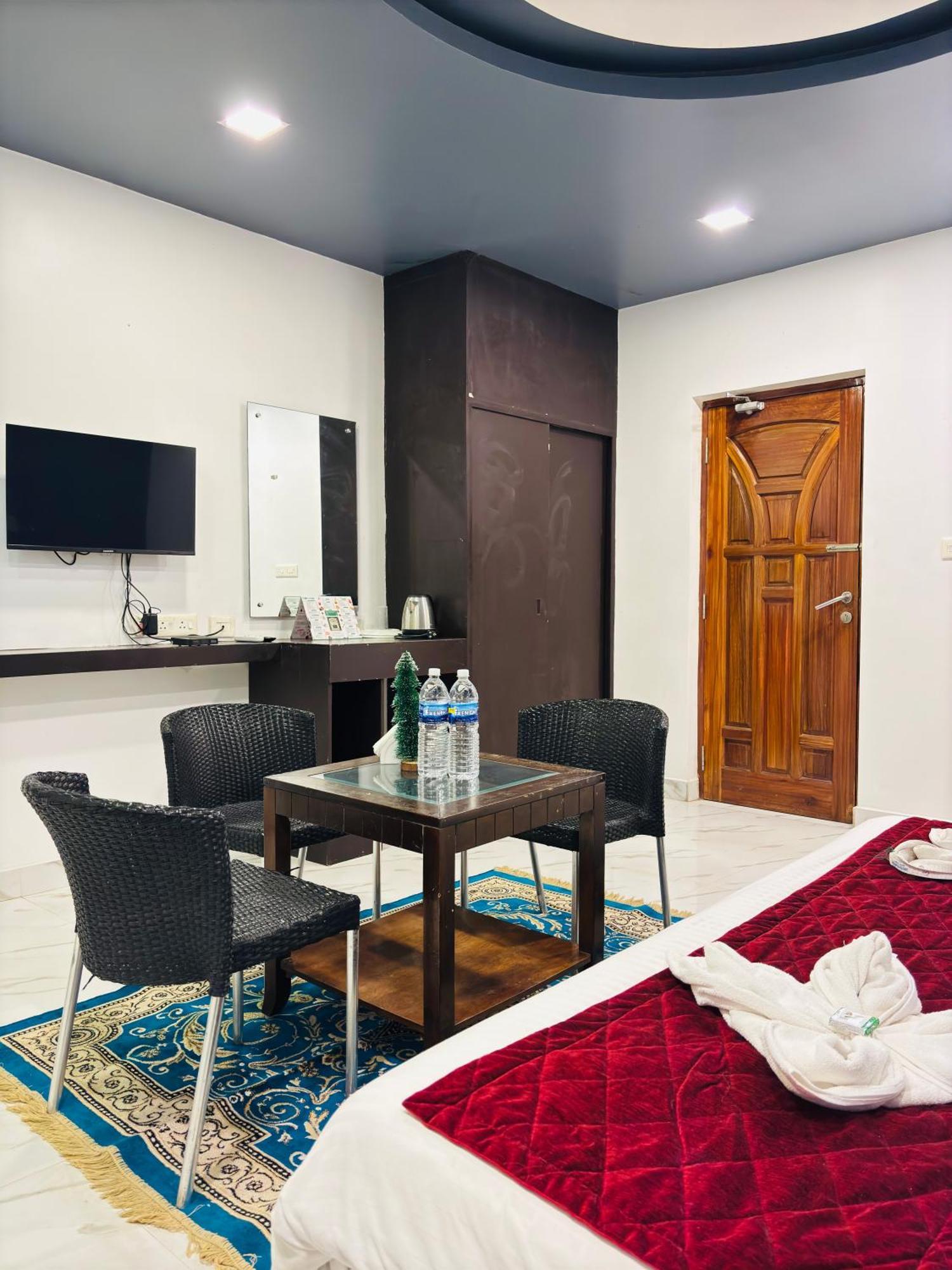 The Elite Beachview Pondicherry Exterior photo