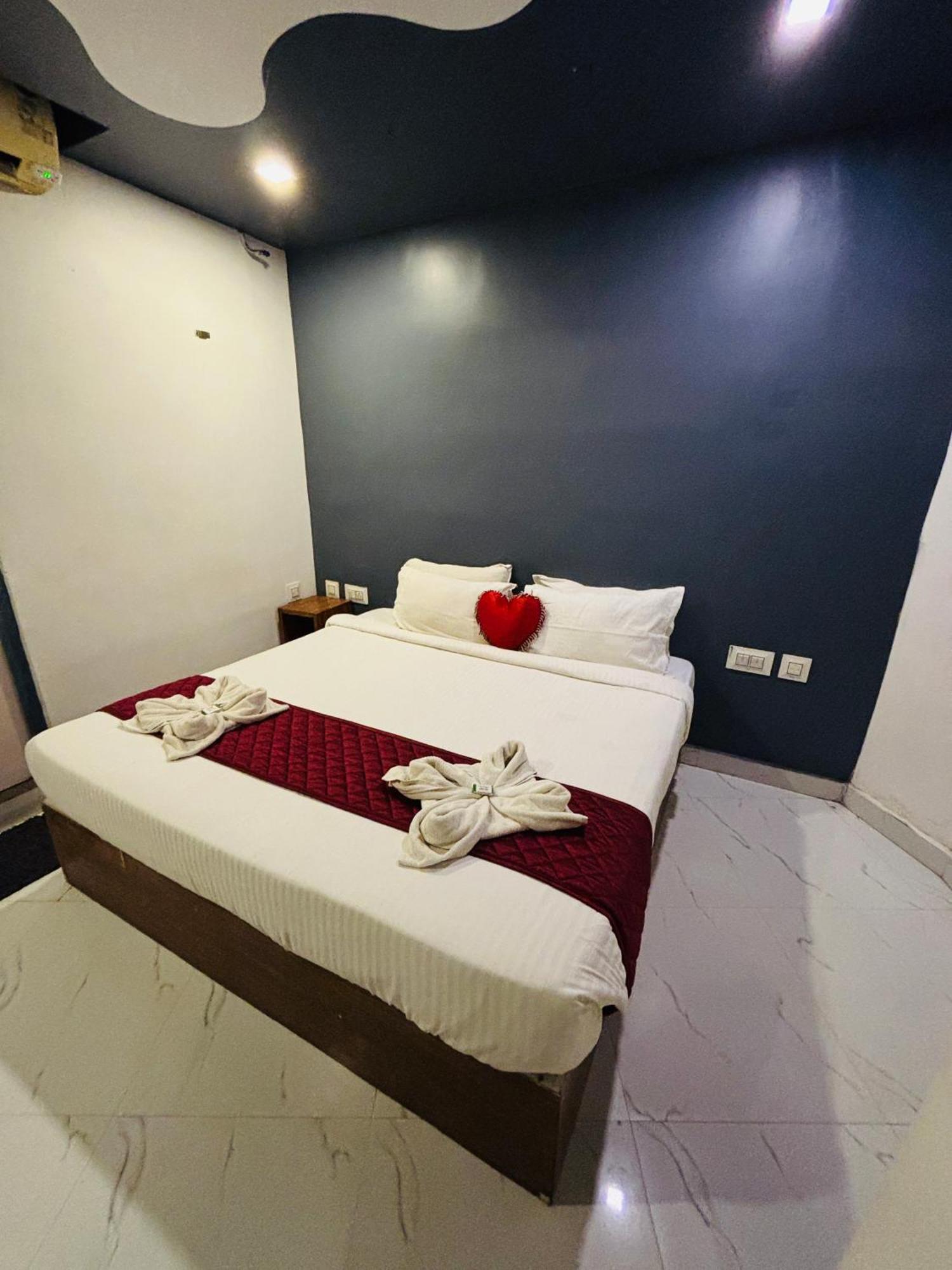 The Elite Beachview Pondicherry Exterior photo