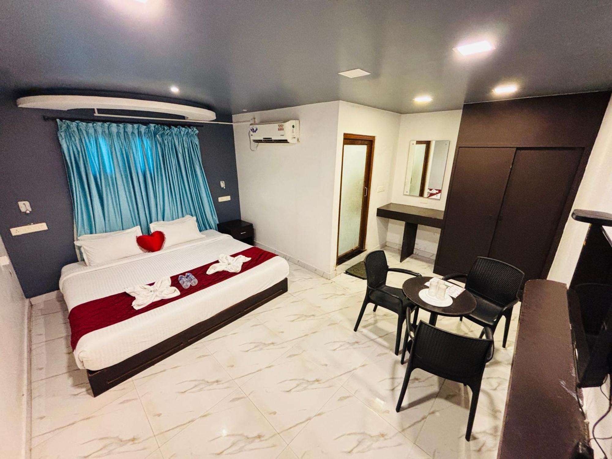 The Elite Beachview Pondicherry Exterior photo