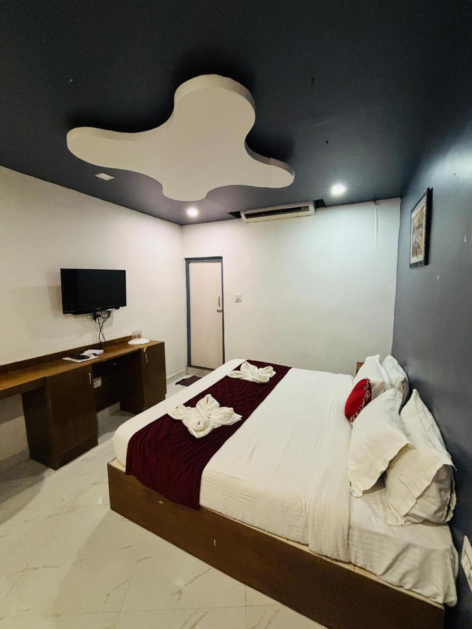 The Elite Beachview Pondicherry Exterior photo
