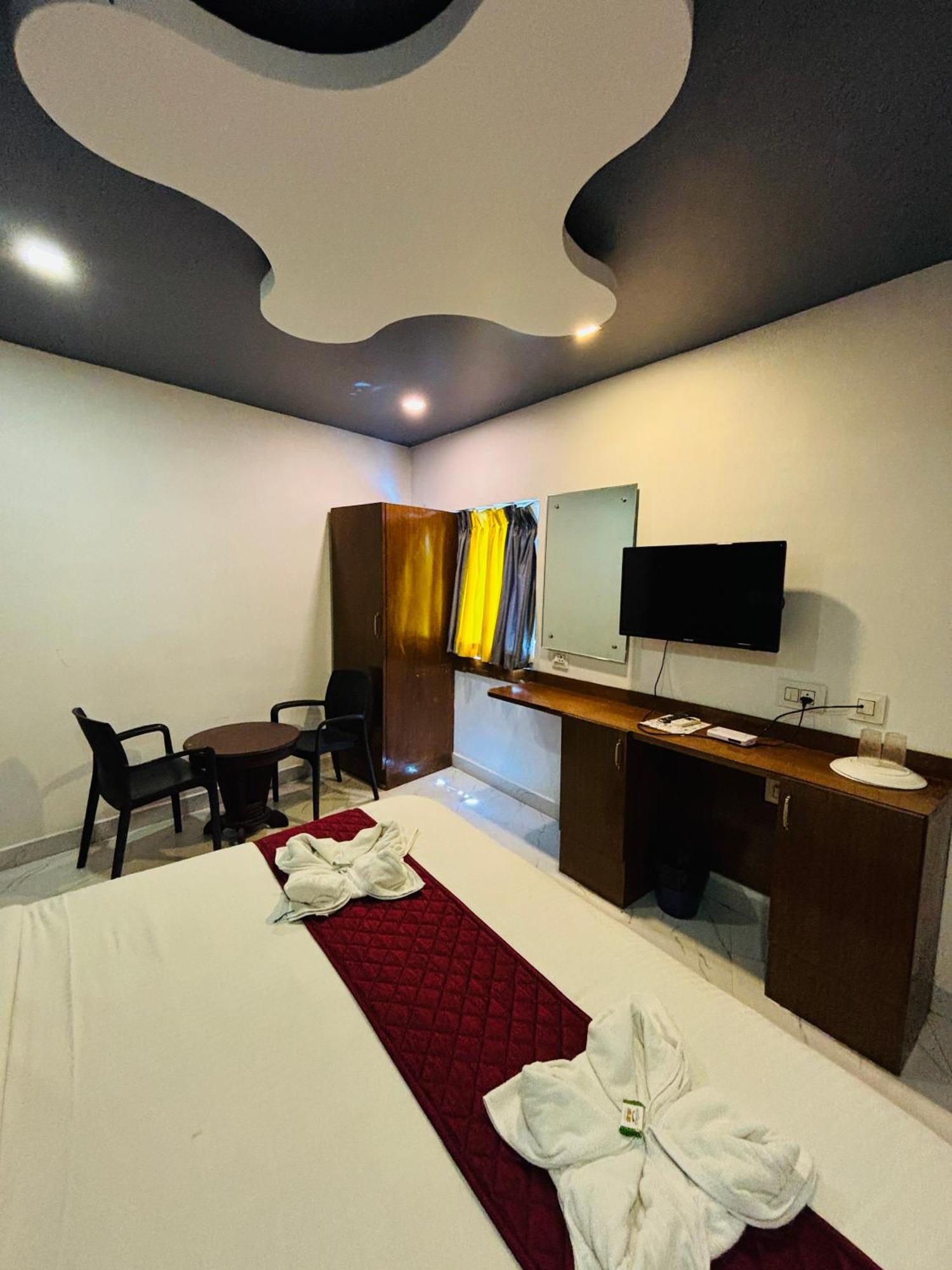 The Elite Beachview Pondicherry Exterior photo