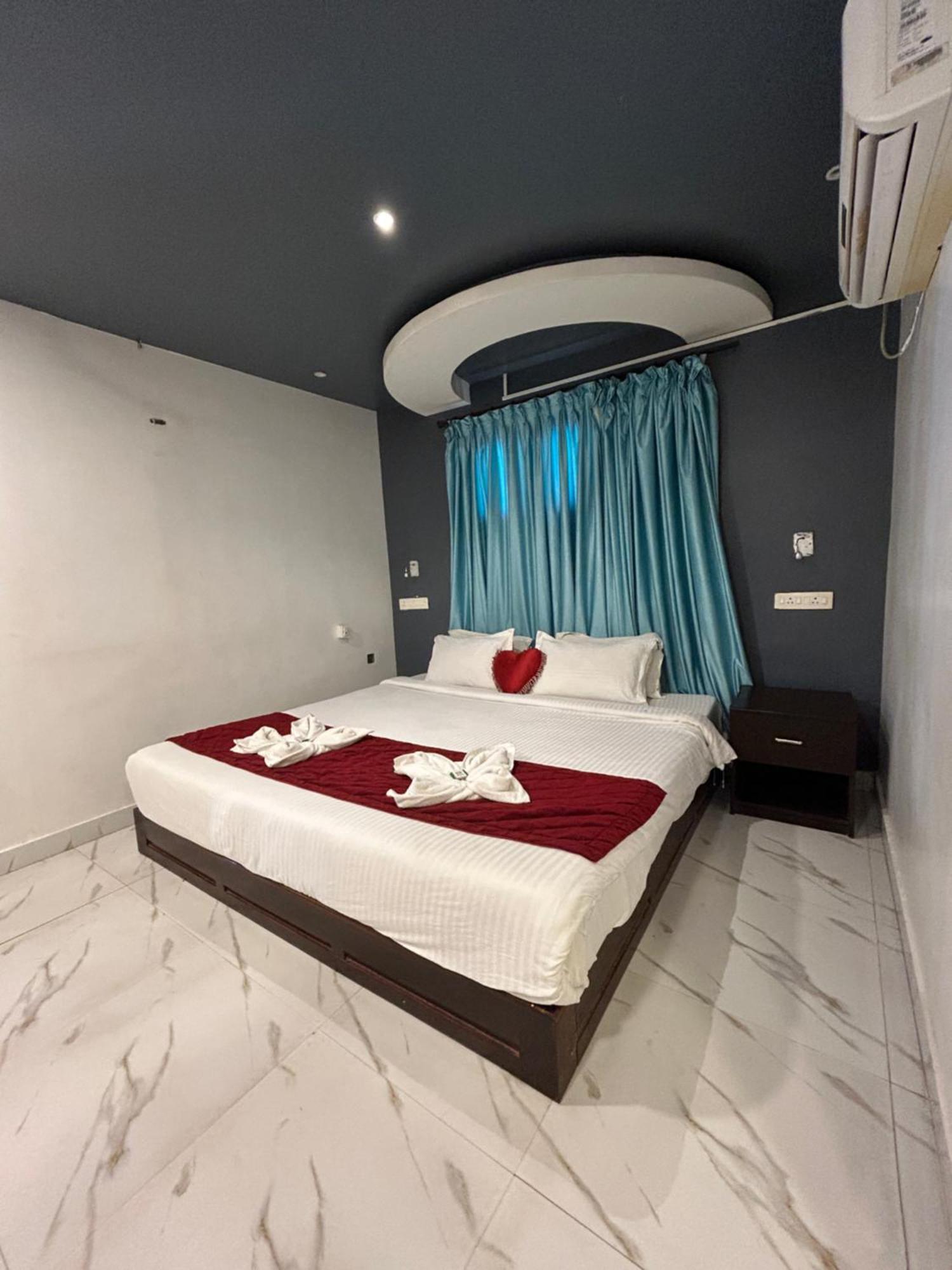 The Elite Beachview Pondicherry Exterior photo